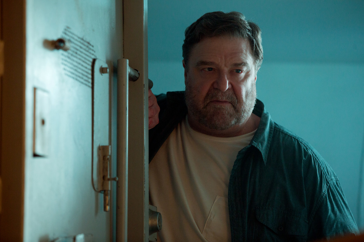 John Goodman stars in 10 Cloverfield Lane - Movie Review