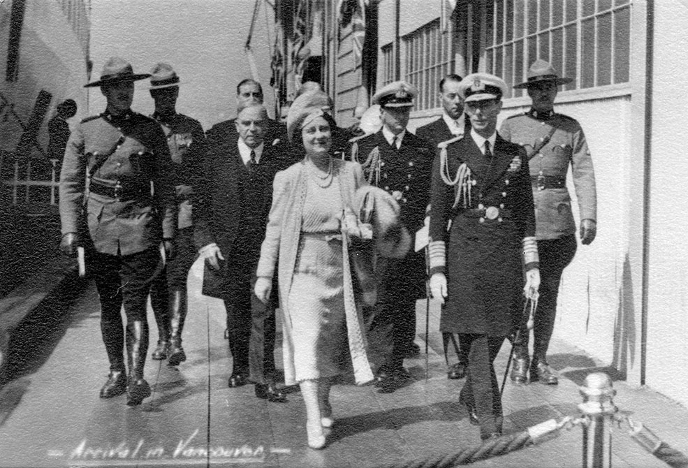 King George VI, Queen Elizabeth and William Lyon Mackenzie King arriving at the Canadian National Railway dock in Vancouver in 1939 (Vancouver Archives/Public Domain)