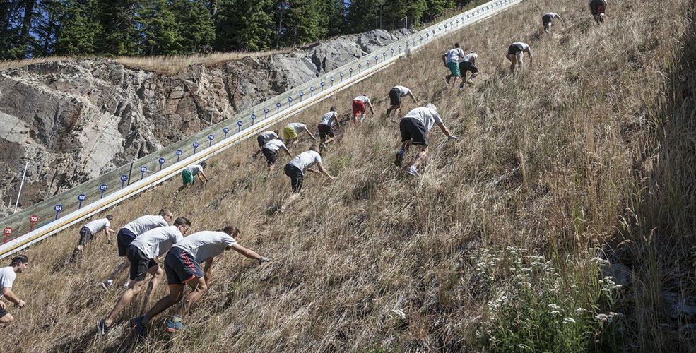 Racers at the 2015 Red Bull 400 in Whistler (Scott Serfas/Red Bull Content Pool)