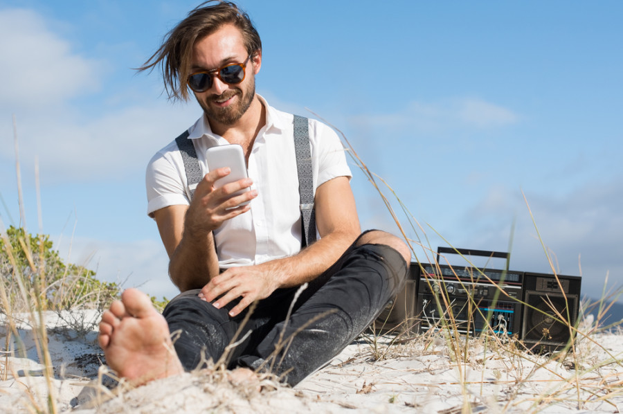 Beach / Shutterstock
